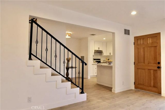 7300 Lennox, Van Nuys, CA 91405