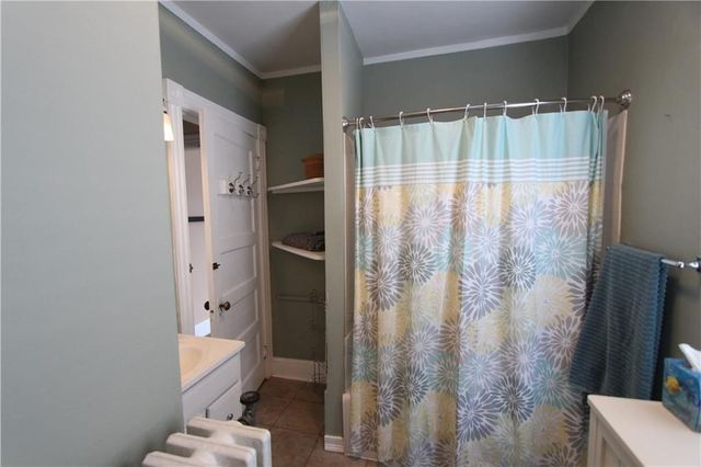 28 Mcallister Street 2, Newport, RI 02840