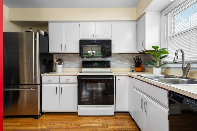 1953 Andover Drive, Ypsilanti, MI 48198