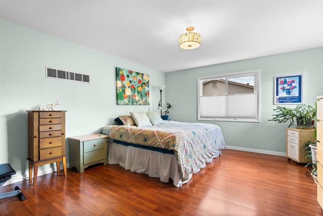 1953 Andover Drive, Ypsilanti, MI 48198