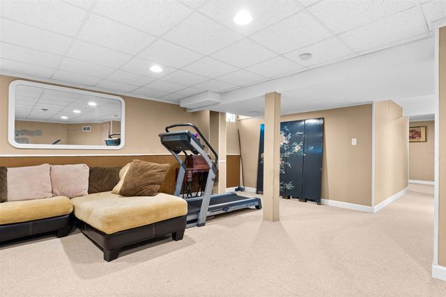 1953 Andover Drive, Ypsilanti, MI 48198