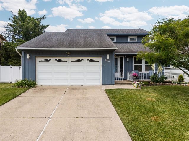 1953 Andover Drive, Ypsilanti, MI 48198