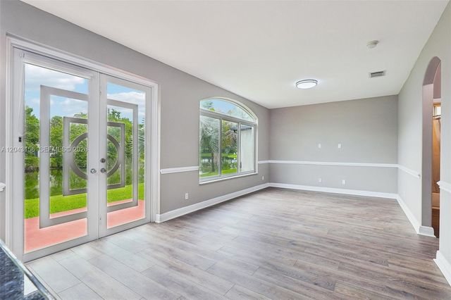 2162 NW 77th Terrace, Pembroke Pines, FL 33024