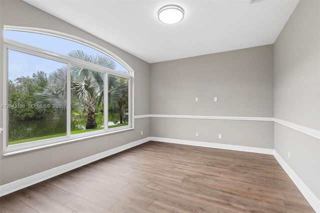2162 NW 77th Terrace, Pembroke Pines, FL 33024