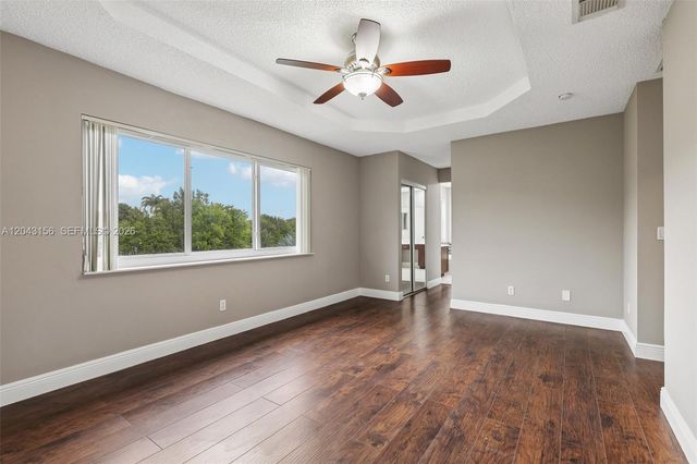 2162 NW 77th Terrace, Pembroke Pines, FL 33024