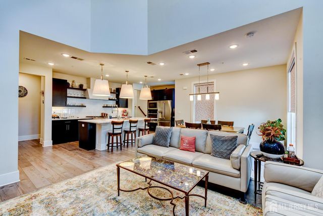 736 station Road, Dunellen, NJ 08812