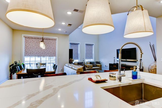 736 station Road, Dunellen, NJ 08812