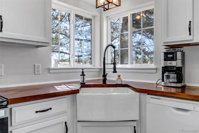 1563 S Danube Way 101, Aurora, CO 80017