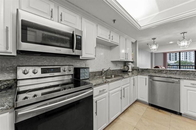 530 E CENTRAL BOULEVARD 503, Orlando, FL 32801