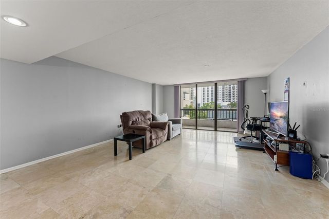 530 E CENTRAL BOULEVARD 503, Orlando, FL 32801