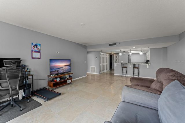 530 E CENTRAL BOULEVARD 503, Orlando, FL 32801