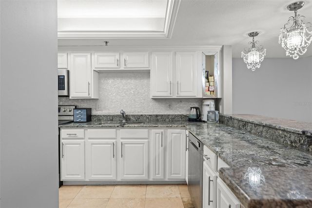 530 E CENTRAL BOULEVARD 503, Orlando, FL 32801