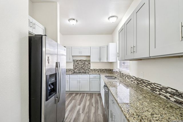 19906 PARK BLUFF ST, San Antonio, TX 78259