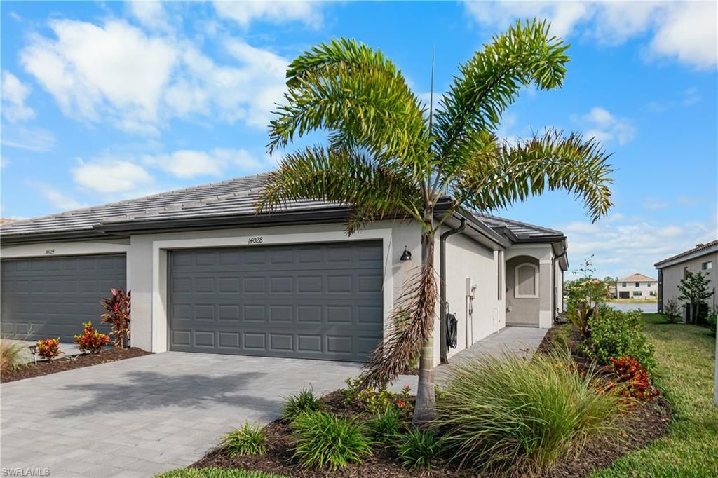 14028 Hunter Oak DR, FORT MYERS, FL 33913 — photo 2