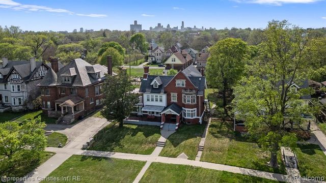 485 E Grand Boulevard, Detroit, MI 48207