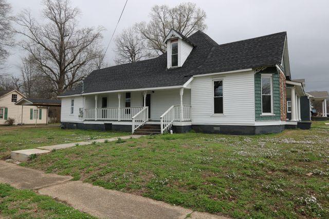 606 N 18th Ave, Humboldt, TN 38343