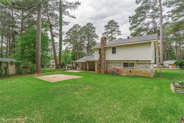 305 Short Leaf Drive, Haughton, LA 71037