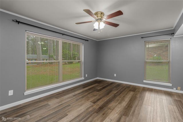305 Short Leaf Drive, Haughton, LA 71037