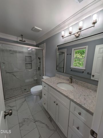 105 Trailwood Court, Chapel Hill, NC 27516