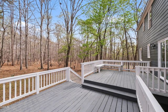 105 Trailwood Court, Chapel Hill, NC 27516