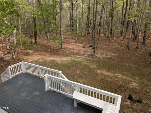 105 Trailwood Court, Chapel Hill, NC 27516