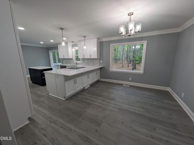 105 Trailwood Court, Chapel Hill, NC 27516