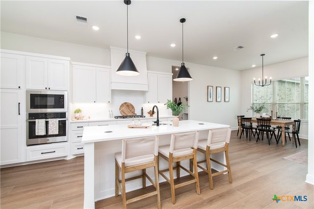1801 Dorian Drive, Salado, TX 76571