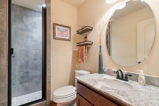 1207 Mary Ann Court, Tioga, TX 76271