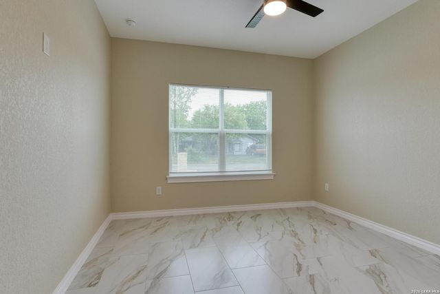 5511 Pageland Dr, Kirby, TX 78219