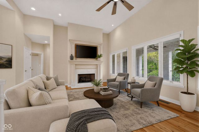 5913 Chartwell Drive, Bargersville, IN 46106