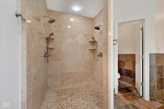 5913 Chartwell Drive, Bargersville, IN 46106