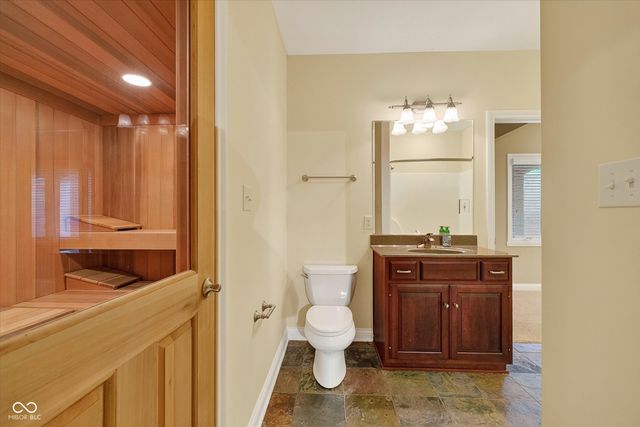 5913 Chartwell Drive, Bargersville, IN 46106