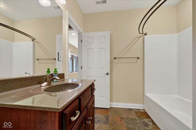 5913 Chartwell Drive, Bargersville, IN 46106