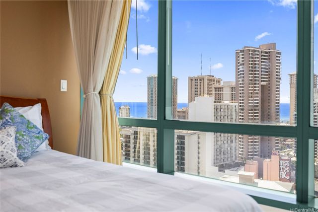 1888 Kalakaua Avenue 2704, Honolulu, HI 96815