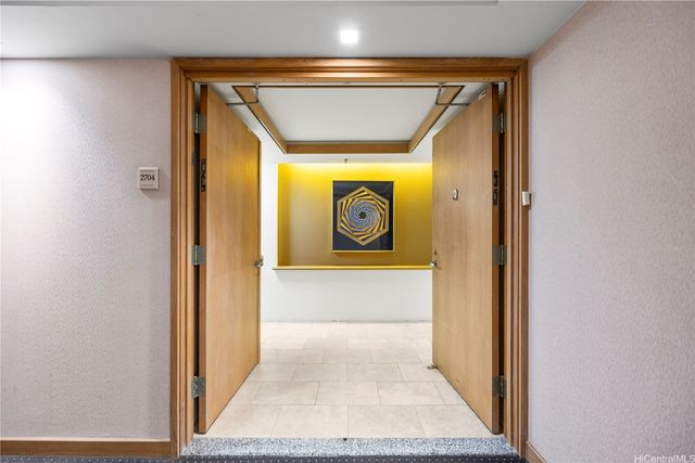 1888 Kalakaua Avenue 2704, Honolulu, HI 96815