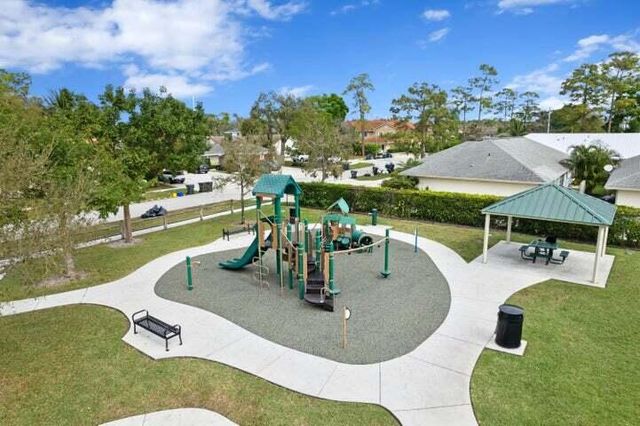 1434 Hawthorne Place, Wellington, FL 33414