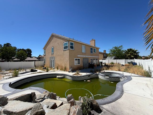 40046 Becky Lane, Palmdale, CA 93551