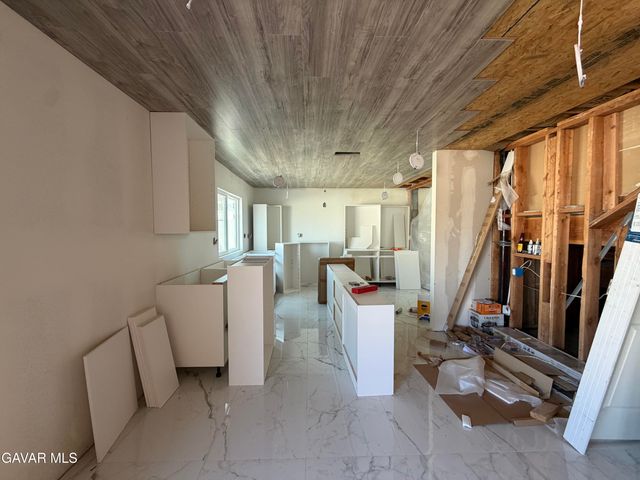 40046 Becky Lane, Palmdale, CA 93551
