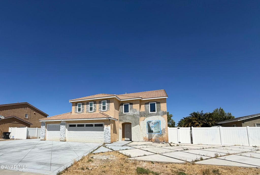 40046 Becky Lane, Palmdale, CA 93551