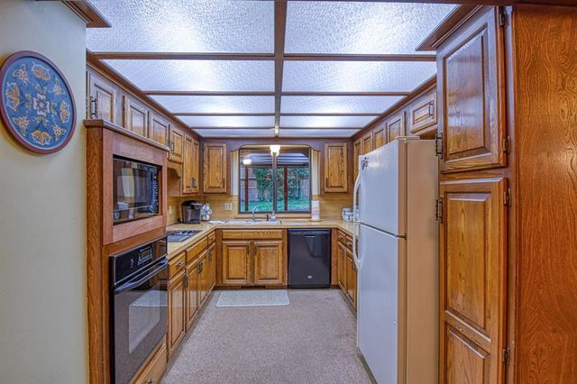 2101 Riverside Drive, Norman, OK 73072