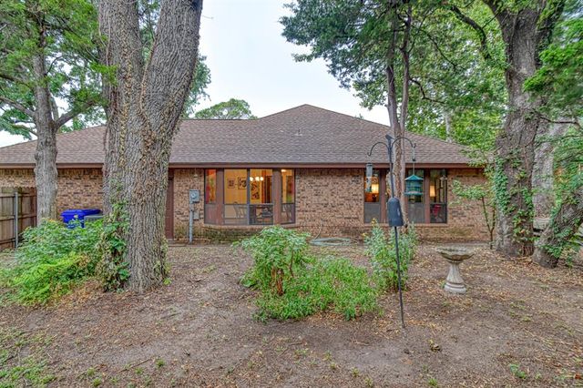 2101 Riverside Drive, Norman, OK 73072