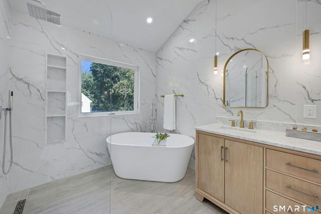 37 Mary Lane, Greenwich, CT 06878