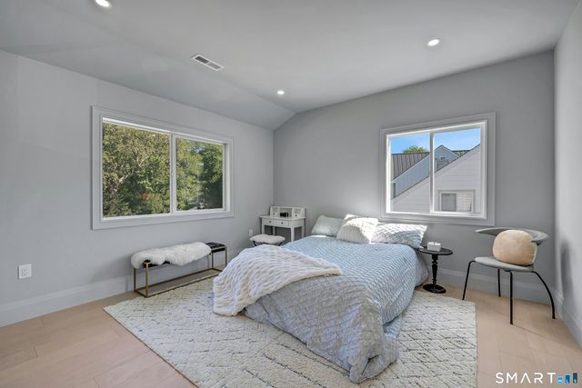 37 Mary Lane, Greenwich, CT 06878