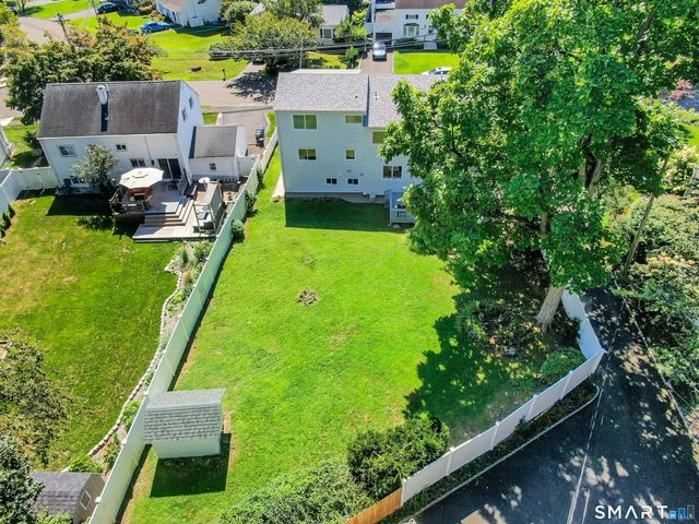 37 Mary Lane, Greenwich, CT 06878