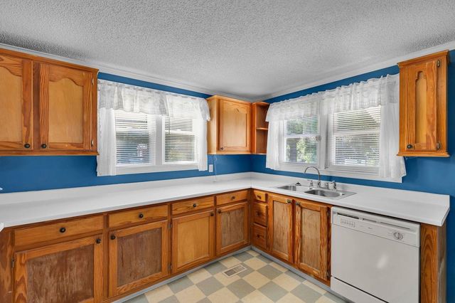 1704 Carolina Country Club Road, Spartanburg, SC 29306