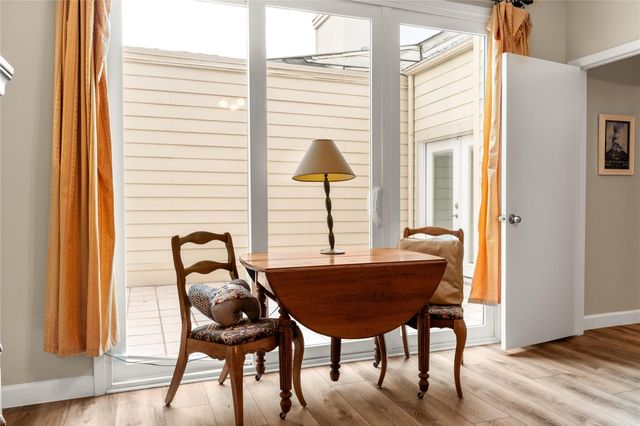 10121 Valley Forge Drive, Houston, TX 77042