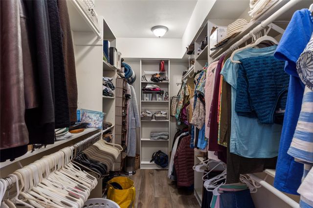 10121 Valley Forge Drive, Houston, TX 77042