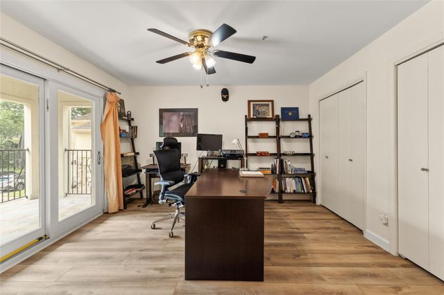 10121 Valley Forge Drive, Houston, TX 77042