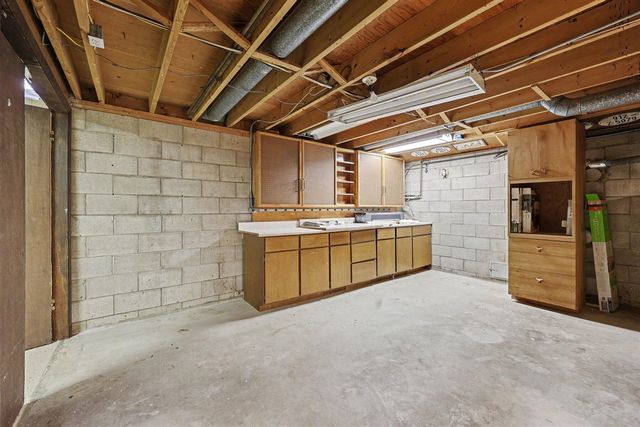 173 Mohawk Street, Jackson, MI 49203