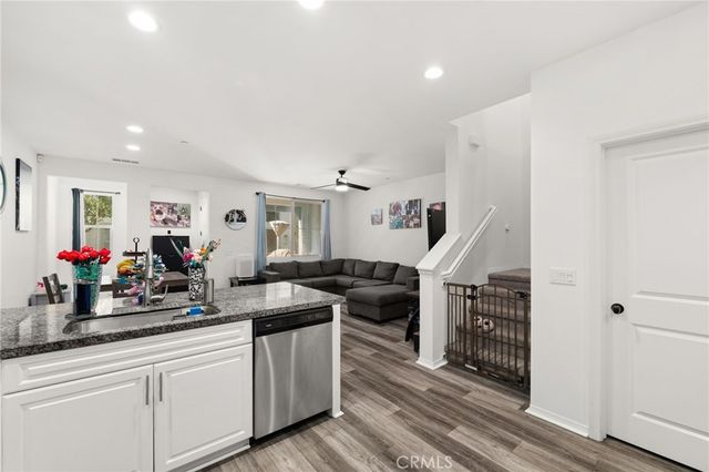 2815 E Berry Loop Privado, Ontario, CA 91761